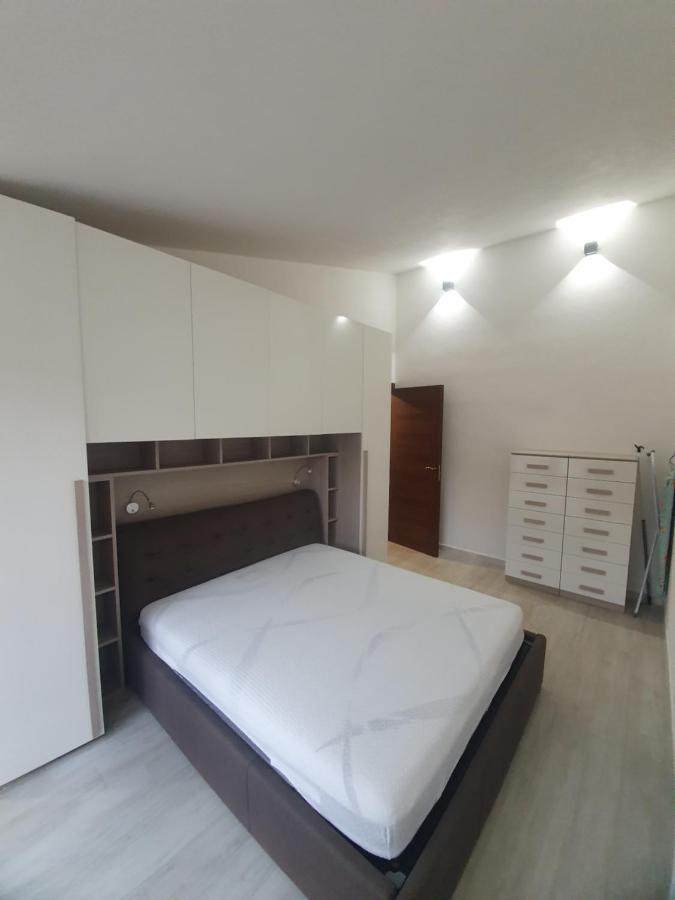 Appartamento Stangoni Badesi Kültér fotó